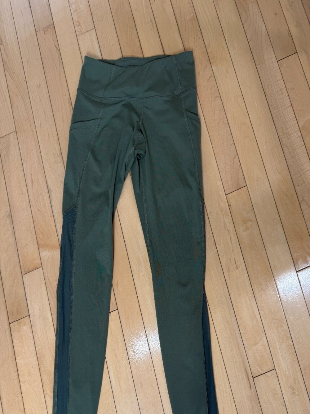 OLD NAVY Active Go Dry Sheer Mesh Side Panel Olive Green Leggings Size Small